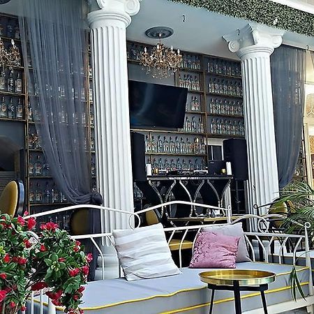 Отель Portobella Boutique Self Check In (Adults Only) Нэводари Экстерьер фото